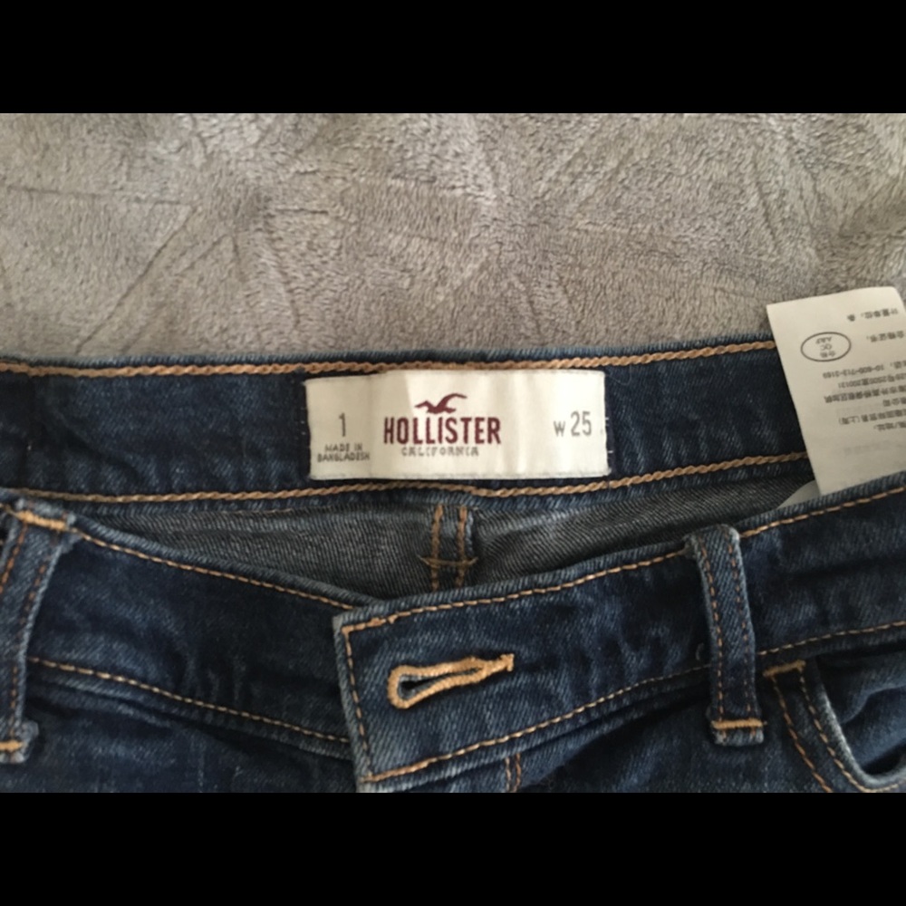 Shorts - Picture 2 of 2
